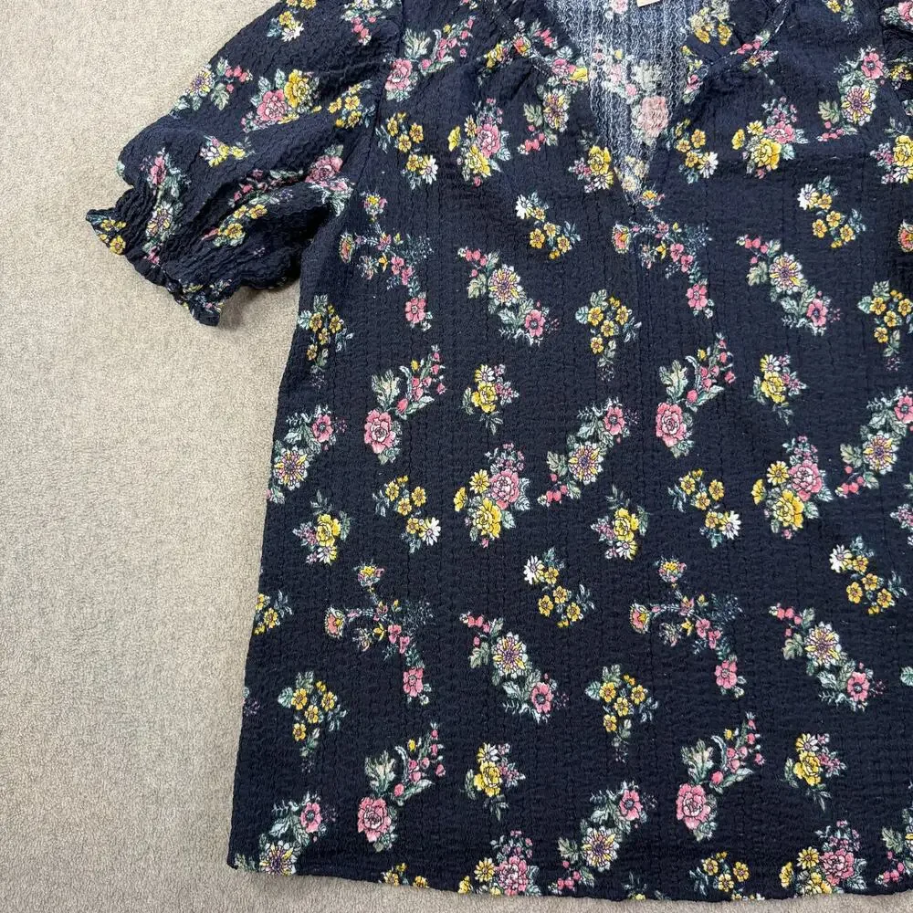 LOFT Women's Small Navy Blue Floral Puff Sleeve V-Neck Blouse Top Textured